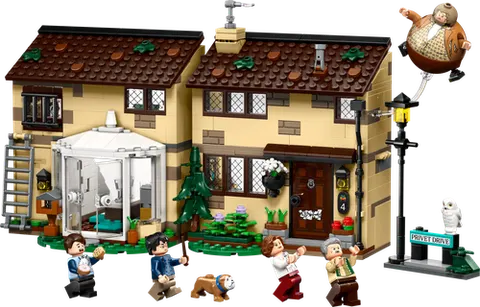 LEGO 76451 Privet Drive: Aunt Marge's Visit
